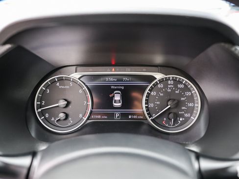 Used 2021 Nissan Sentra SV FWD image 14