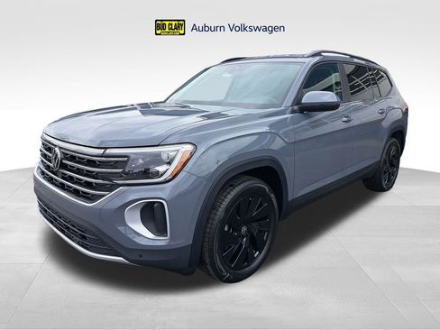 New 2026 Volkswagen Atlas SE AWD/4WD image 1