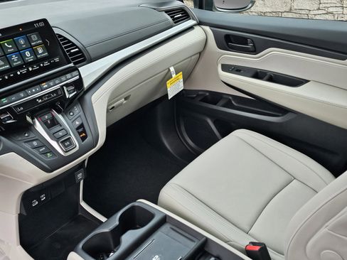 New 2026 Honda Odyssey EX-L image 19