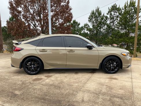 Used 2025 Honda Civic Sport image 7