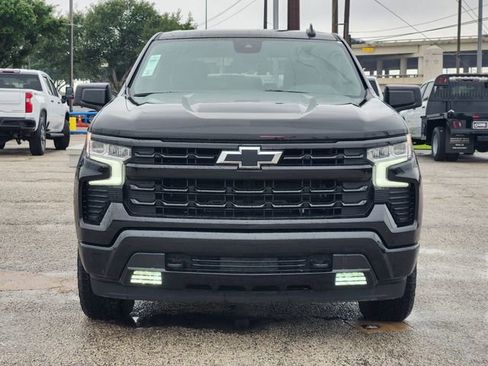 Used 2024 Chevrolet Silverado 1500 RST w/ Protection Package AWD/4WD image 2
