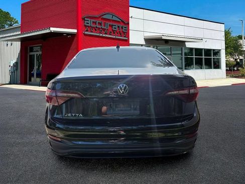 Used 2023 Volkswagen Jetta S FWD image 3