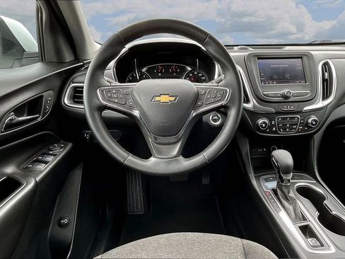 Used 2024 Chevrolet Equinox LT AWD/4WD image 10