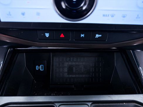 Used 2022 Ford F150 Lightning Lariat w/ Max Trailer Tow Package image 23