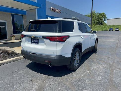 Used 2023 Chevrolet Traverse LT FWD image 7