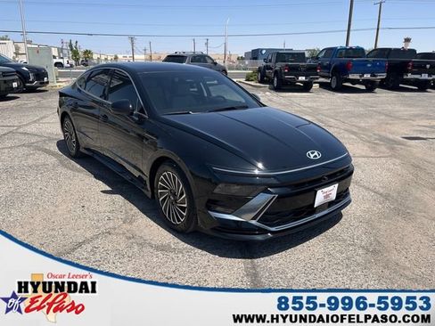 Certified 2025 Hyundai Sonata Limited FWD image 1