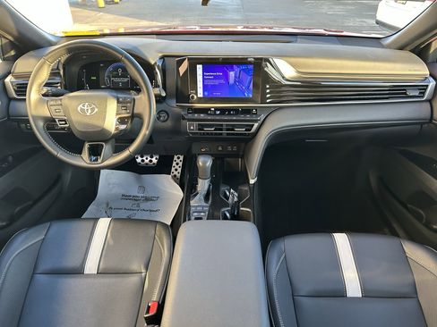 Certified 2025 Toyota Camry SE image 19