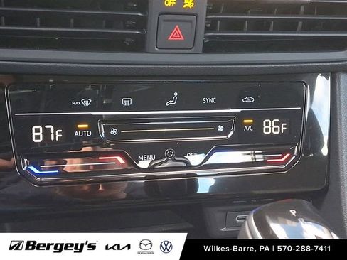 Certified 2025 Volkswagen Jetta S image 18