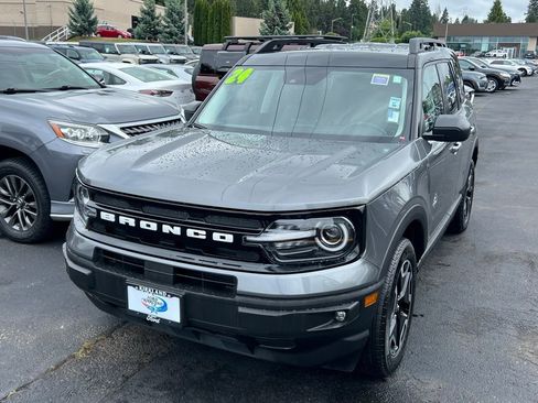 Certified 2024 Ford Bronco Sport Outer Banks w/ Tech Package AWD/4WD image 4