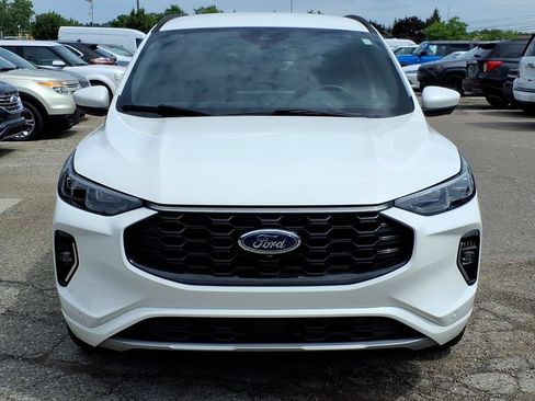 Used 2023 Ford Escape ST-Line Elite AWD/4WD image 8