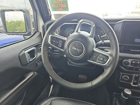 Used 2024 Jeep Wrangler Unlimited Sahara w/ Technology Group AWD/4WD image 10