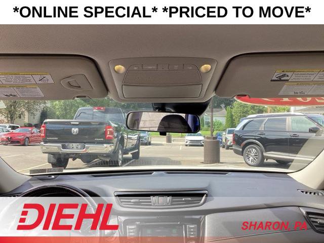 Used 2019 Nissan Rogue SV w/ Premium Package FWD image 33