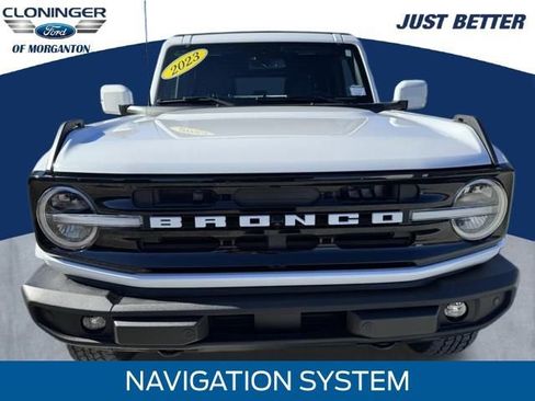 Used 2023 Ford Bronco Outer Banks image 2