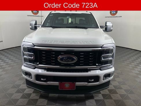 Used 2024 Ford F350 Platinum image 19