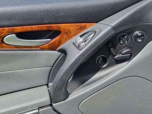 Used 2005 Mercedes-Benz SL 500 image 13