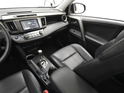 Used 2013 Toyota RAV4 Limited AWD/4WD image 28