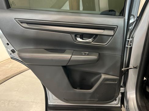 Used 2024 Honda CR-V Sport image 19
