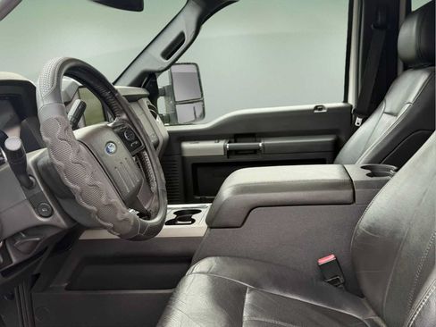 Used 2016 Ford F350 Lariat AWD/4WD image 8