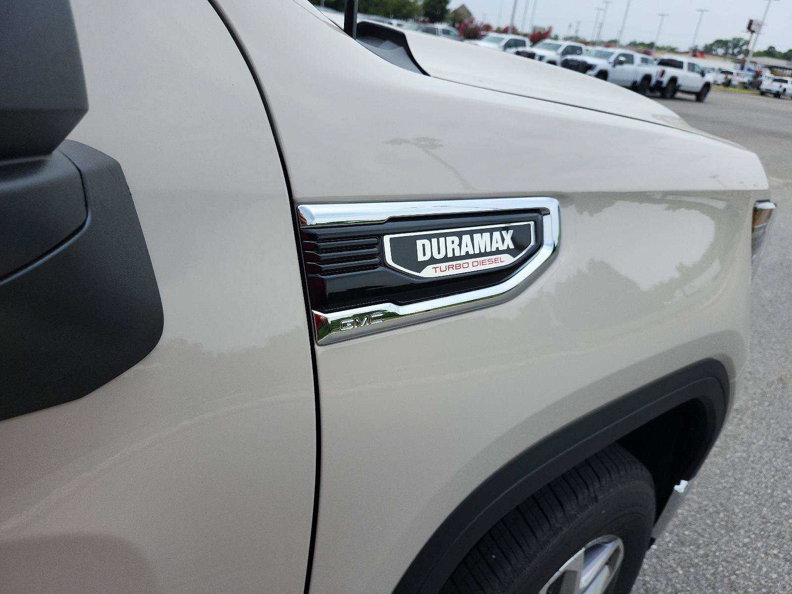 New 2026 GMC Sierra 1500 SLE AWD/4WD image 7