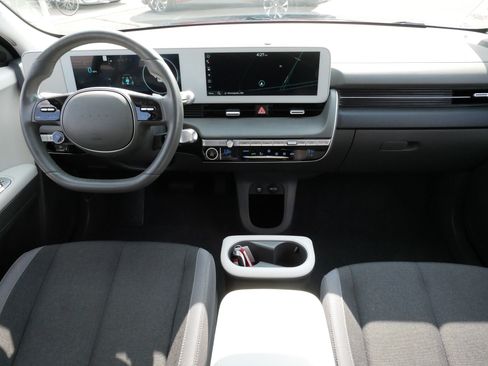 Used 2024 Hyundai Ioniq 5 SEL AWD/4WD image 10
