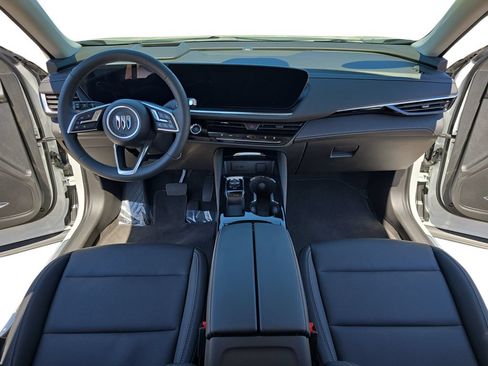 Used 2025 Buick Envision Preferred AWD/4WD image 9