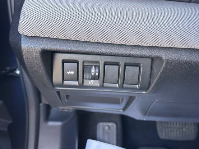 Used 2025 Subaru Legacy Premium AWD/4WD image 19
