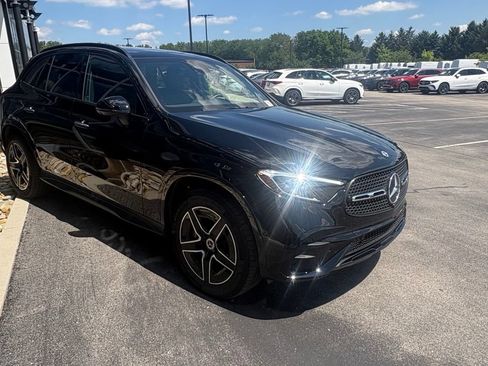 Used 2026 Mercedes-Benz GLC 300 4MATIC image 4