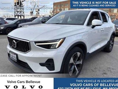 Used 2023 Volvo XC40 B5 Plus w/ Protection Package Premier