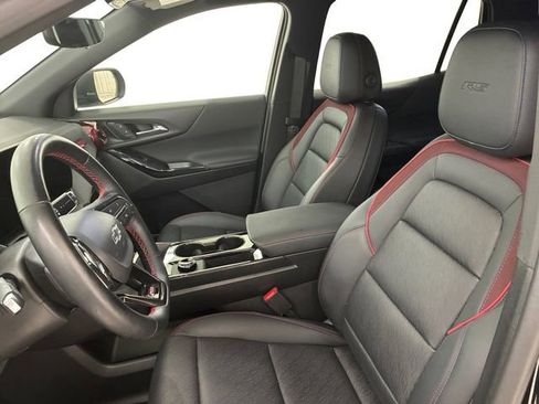 Used 2025 Chevrolet Equinox RS w/ Safety and Technology Package image 12