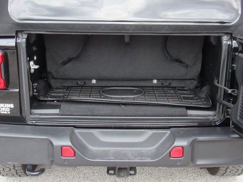Used 2024 Jeep Wrangler Sport AWD/4WD image 5