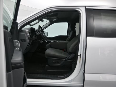 Used 2025 Ford F150 XLT w/ Equipment Group 301A Standard AWD/4WD image 20