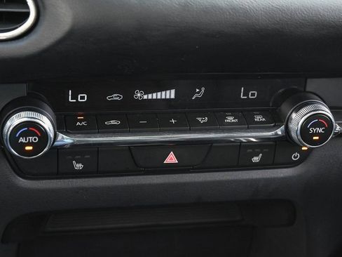 Certified 2025 MAZDA CX-30 AWD 2.5 S w/ Premium Package image 34