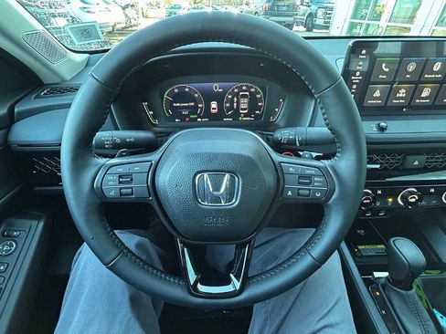 New 2025 Honda Accord EX-L image 12