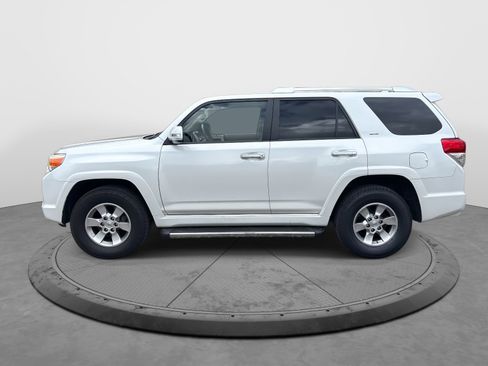 Used 2013 Toyota 4Runner SR5 image 5