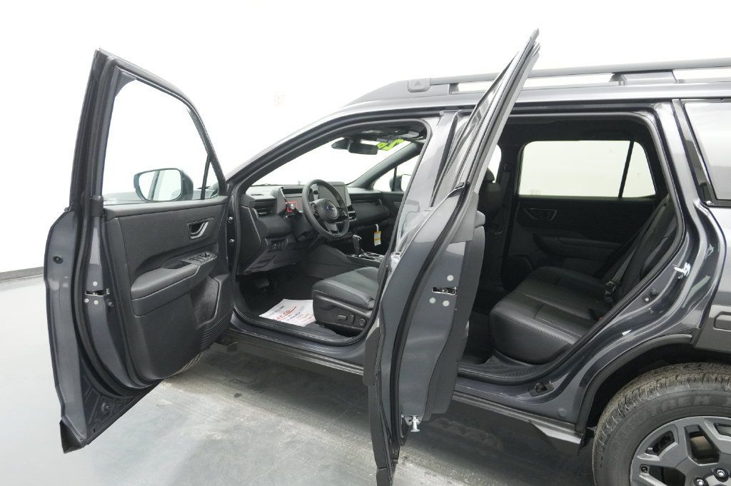 Used 2026 Subaru Outback Premium AWD/4WD image 18