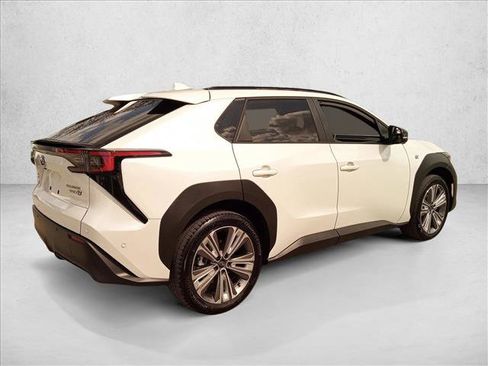 Used 2025 Subaru Solterra Limited w/ Limited Package AWD/4WD image 5