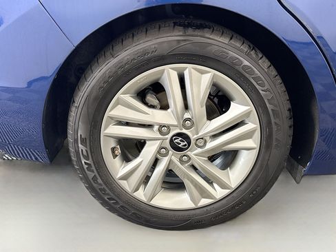 Used 2020 Hyundai Elantra Value Edition FWD image 33