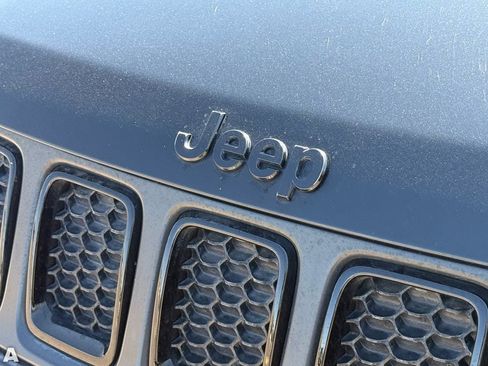 Used 2019 Jeep Compass Altitude image 32