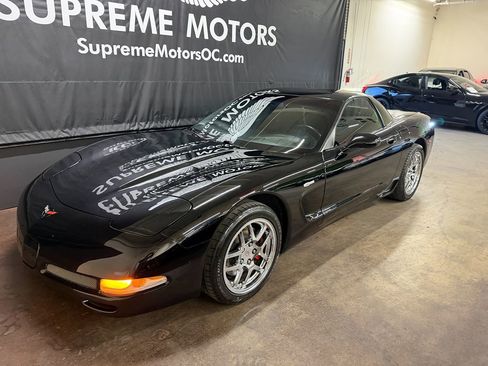 Used 2002 Chevrolet Corvette Z06 w/ Memory Pkg image 4