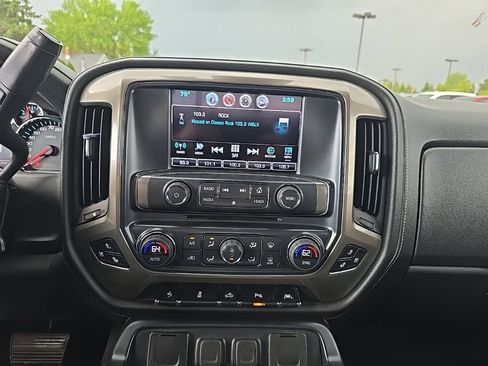 Used 2017 Chevrolet Silverado 1500 High Country AWD/4WD image 15