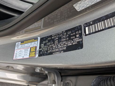 Used 2024 Kia Forte LXS image 35