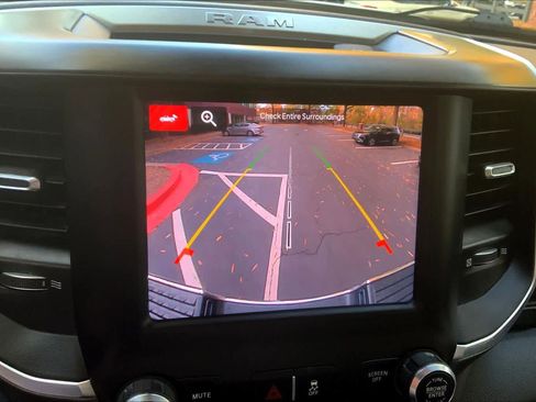 Used 2024 RAM 3500 Big Horn image 27