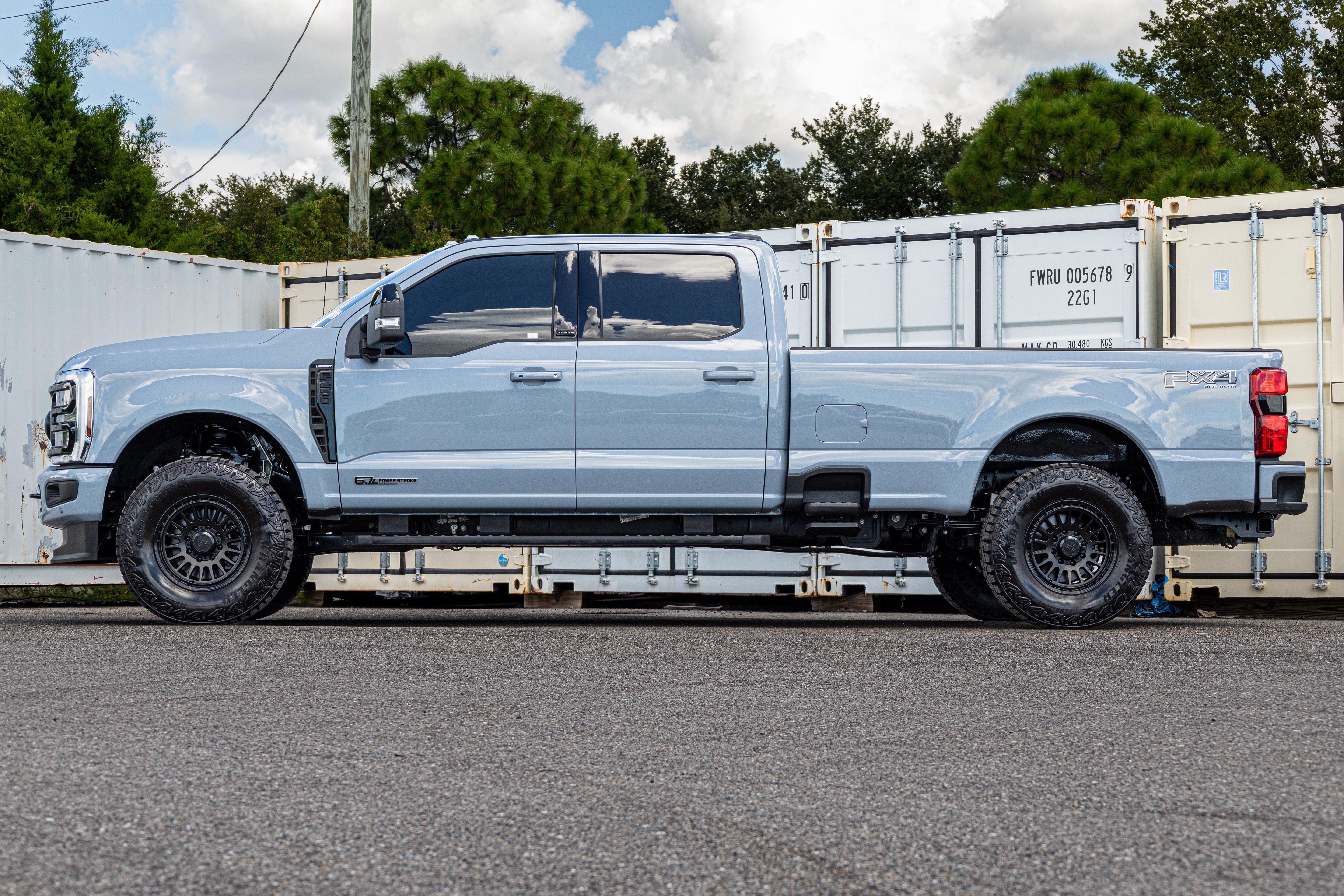 Used 2025 Ford F250 Lariat w/ Lariat Ultimate Package AWD/4WD image 7