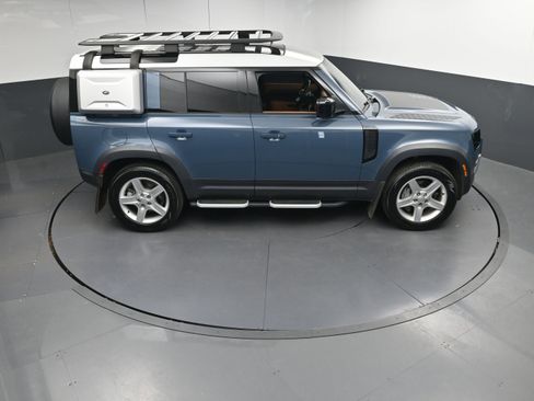 Certified 2023 Land Rover Defender 110 SE image 37