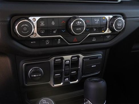 New 2026 Jeep Gladiator Sport image 23