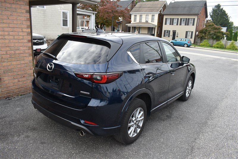 Used 2024 MAZDA CX-5 AWD 2.5 S w/ Select Package image 4