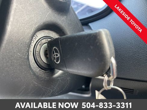 Used 2024 Toyota Corolla LE image 30