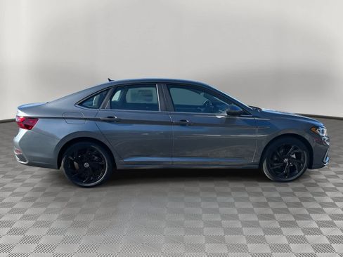 New 2026 Volkswagen Jetta SE image 2