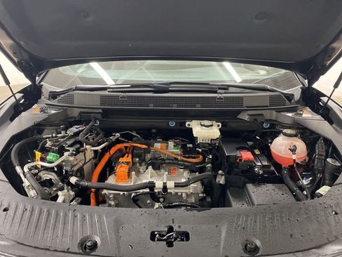 Used 2024 Chevrolet Equinox EV RS image 13