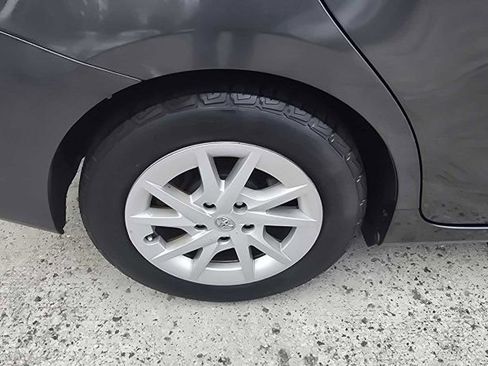 Used 2012 Toyota Prius V Five image 11